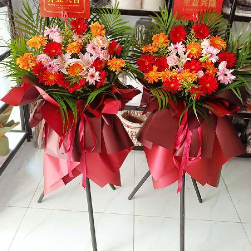 原中医院一楼北安市蓝玫婚庆鲜花店
